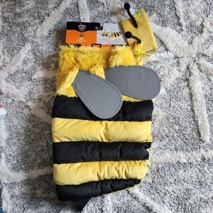 Hyde & Eek! Boutique Pet Bee Costume Vest W/ Rwflective Wings Headpiece Medium